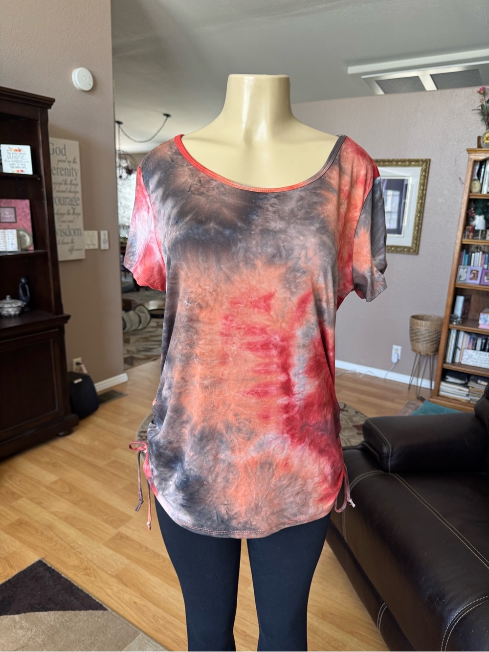 Urban Rose tie-dye scoop neck short sleeve blouse-size XL